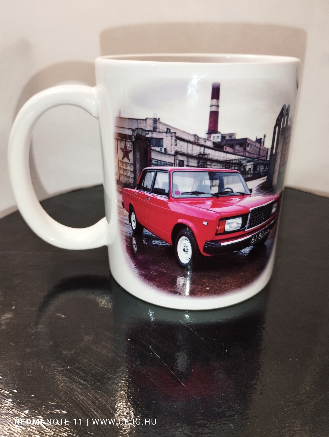 egyedi_bogre_LADA_2107_PIROS_RETRO_cejg.hu-TÓL.