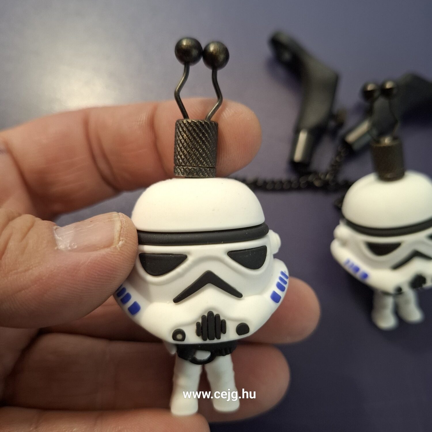 Egyedi Kapásjelző Pár – Birodalmi Rohamosztagosok (Star Wars Széria, 40g-os Fejek, 25 cm-es Fekete Lánccal, Tok Nélkül - Image 4