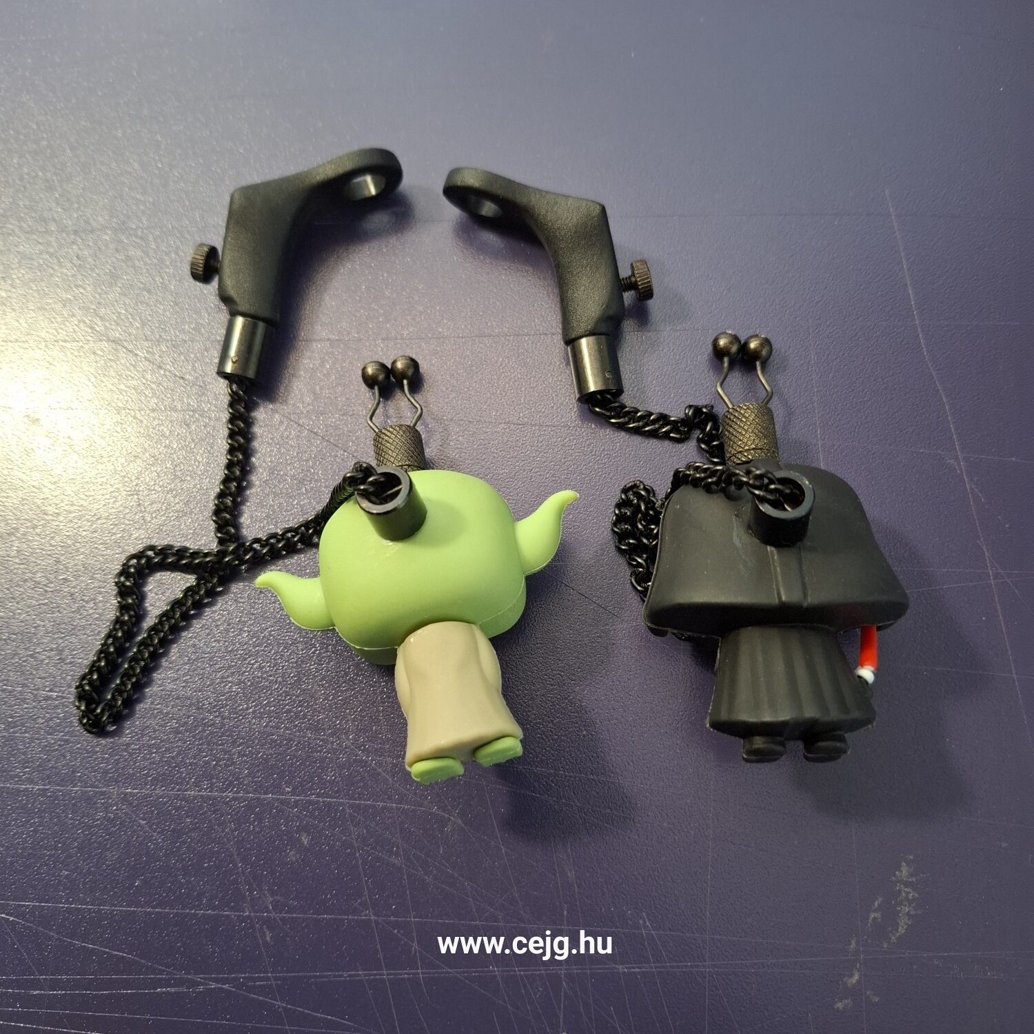 Egyedi Kapásjelző Pár – Darth Vader & Yoda (Star Wars Széria, 25 cm-es Fekete Lánccal, Tok Nélkül) - Image 11
